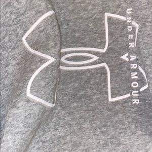 under armor grey sweatshirt